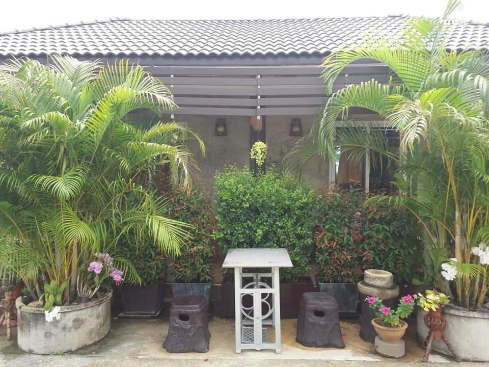 Yotin Guest House Trat Exterior foto